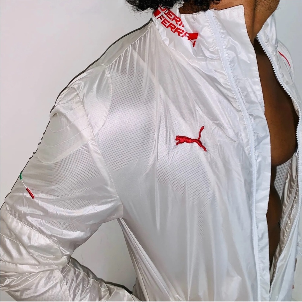 Ferrari Puma Windbreaker Jacket White Red Nylon Glanz Size XL